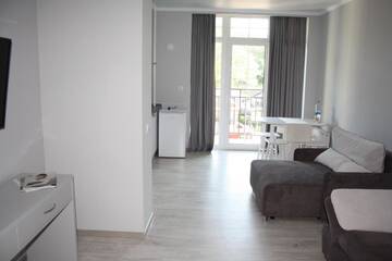 Фото номера Апартаменты-студио Апартаменты Apartment Svetlogorsk г. Светлогорск 5