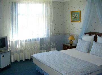 Фото номера Улучшенный двухместный номер с 1 кроватью Гостиница Guest House Grench г. Светлогорск 5